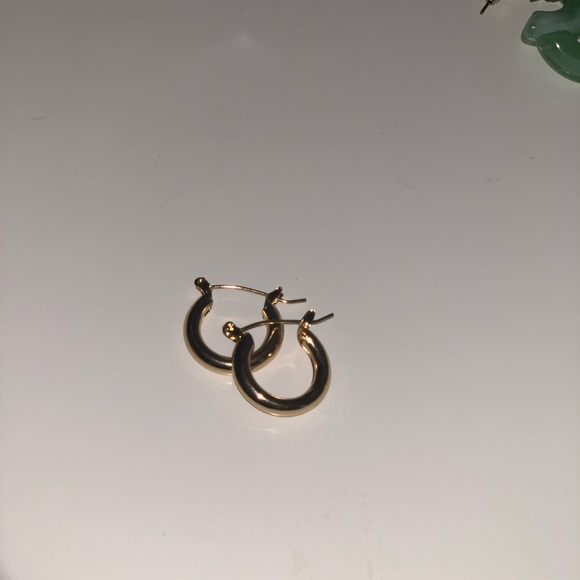 Gold Earring set - Picture 3 of 3